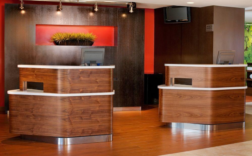Hotel Courtyard Newark Liberty International Airport Esterno foto