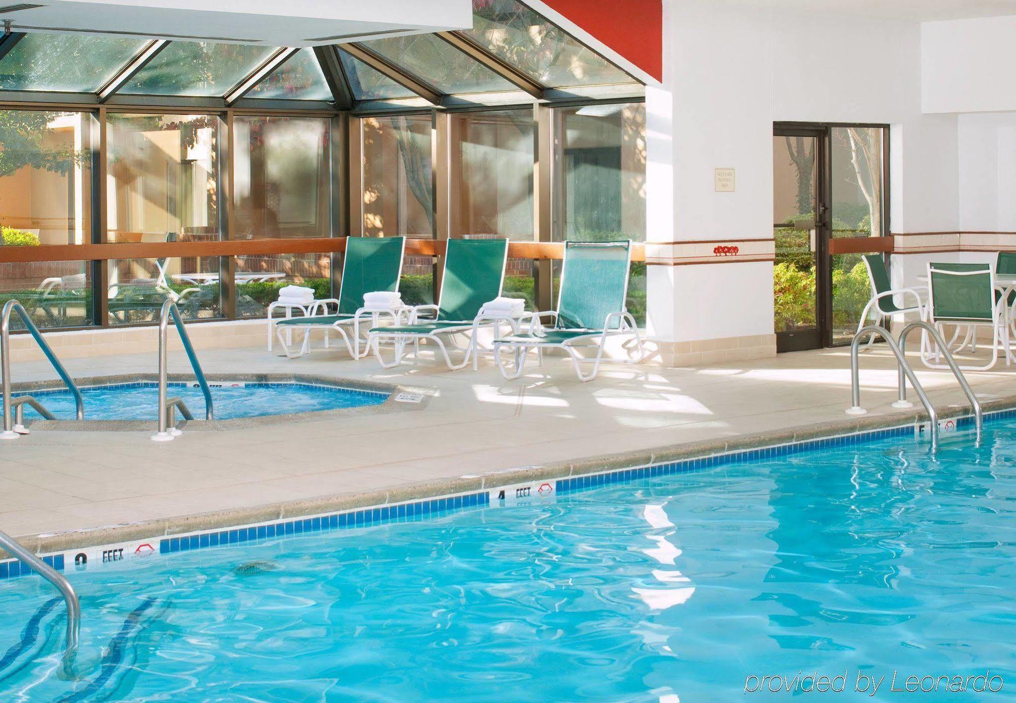 Hotel Courtyard Newark Liberty International Airport Esterno foto