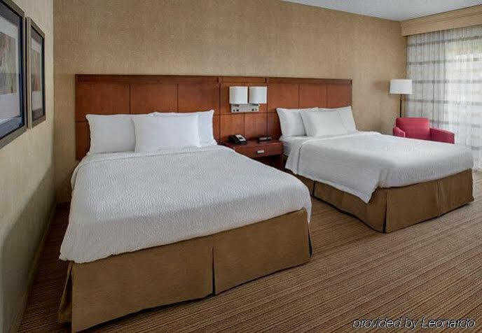 Hotel Courtyard Newark Liberty International Airport Esterno foto